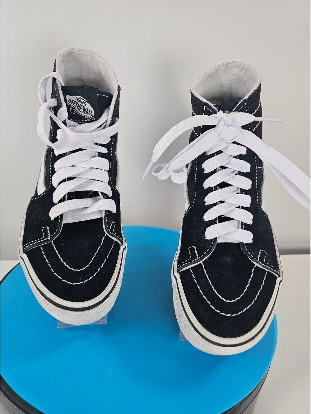 Vans Sk8-Hi Platform 2.0 Sneakers in the classic Black/True White